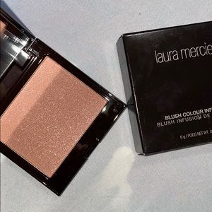 Laura Mercier blush in Fresco